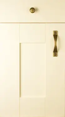 Click Here To Enlarge This Photo Of Wilton Shaker Style Kitchen Door and Drawer Fronts Oakgrain Finish in Cream